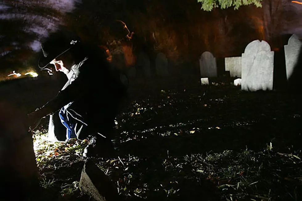 5 Scary Country Songs That Will Really Freak You Out