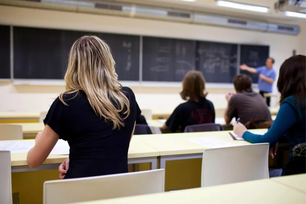 Bill Provides Free College Tuition for Some Minnesota Students