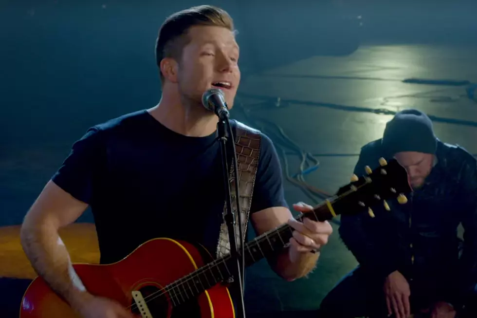 Watch Jacob Davis Cover Tim McGraw’s ‘Where the Green Grass Grows’