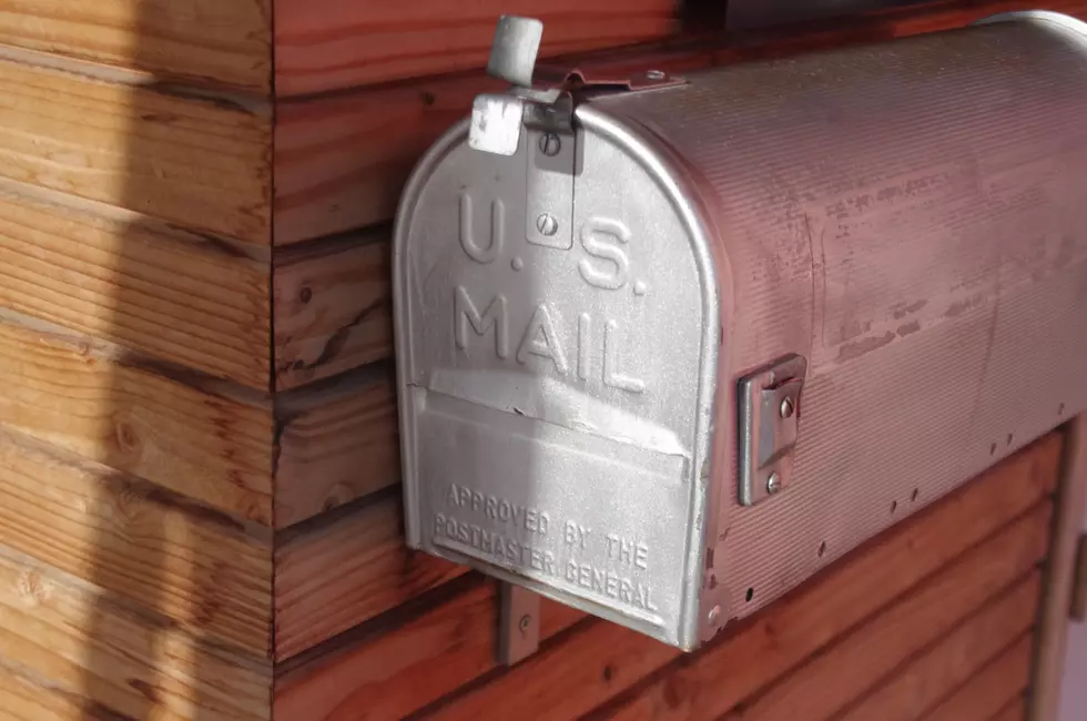 Here’s What It Means If You Find a Dryer Sheet in Your Mailbox in Minnesota