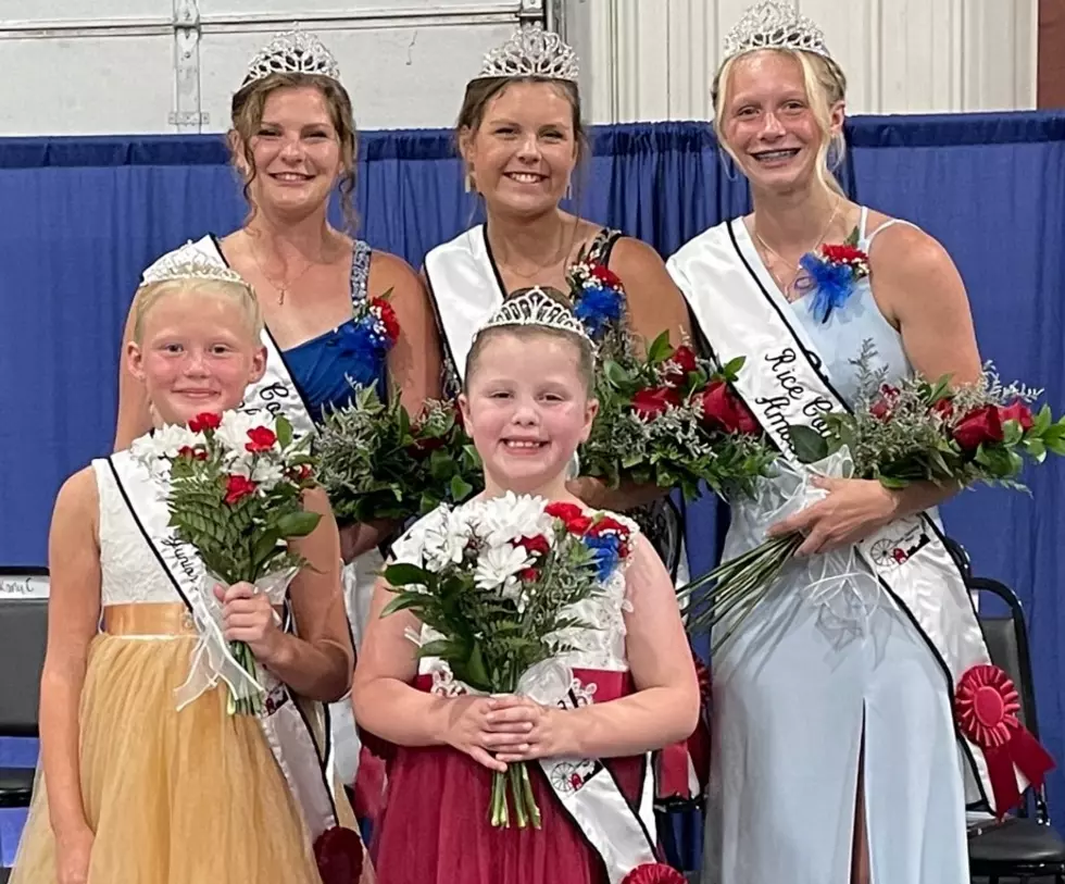 Rice County Fair Ambassadors Poised to Work at Fair