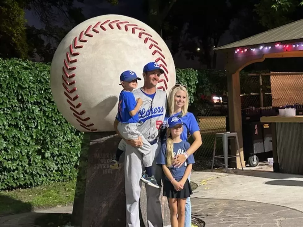 Former Faribault Major Leaguer Still Dealing