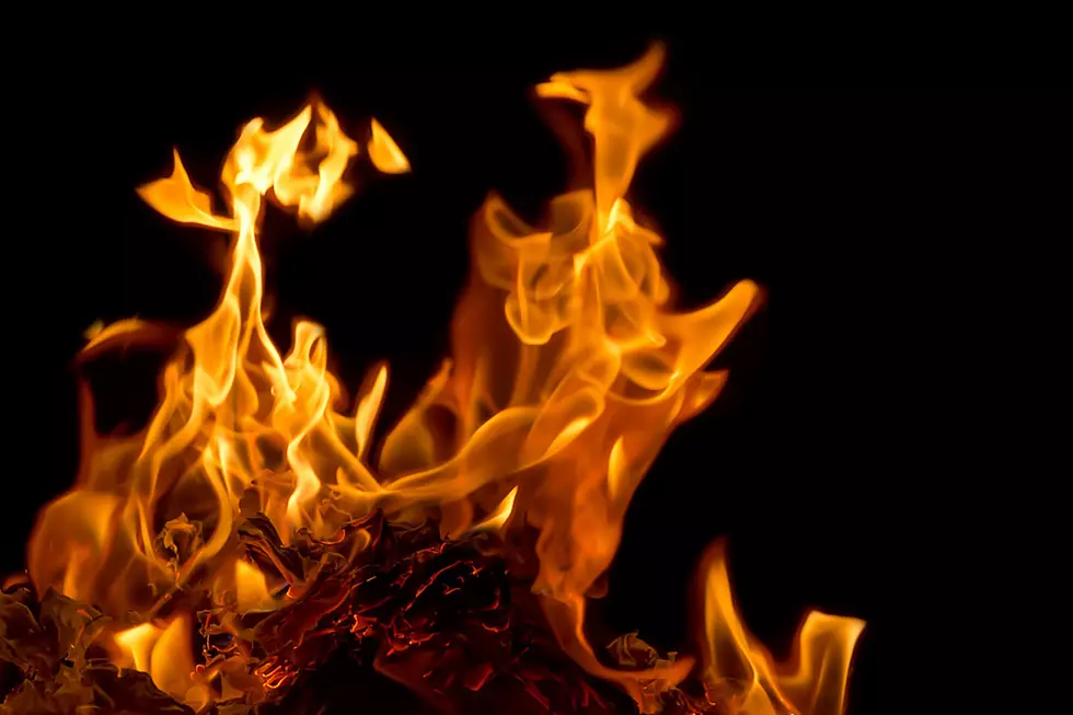 Fire Destroys Home in Steele County